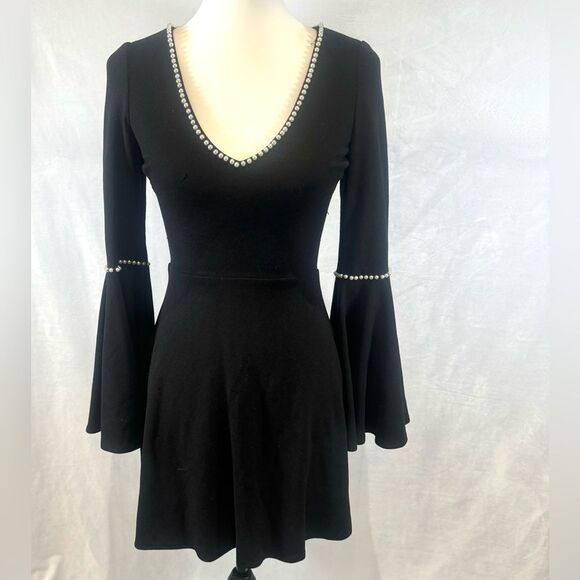 Lulu's long bell sleeve black dress with pearl details size XS - Picture 5 of 12